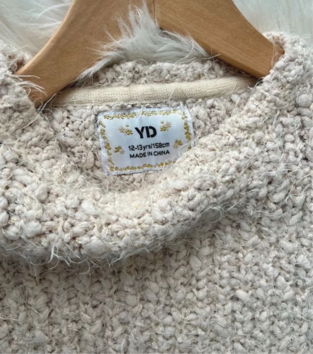 Pulover pufos pentru fete 12-13 ani, Primark