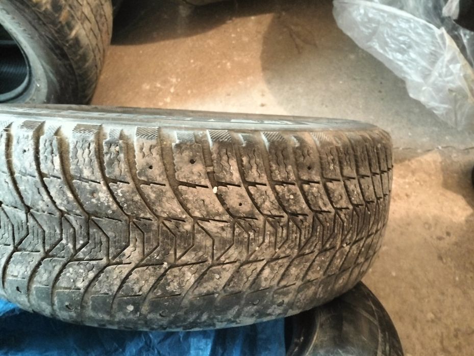 Продам 4 колеса на дисках гольф плюс