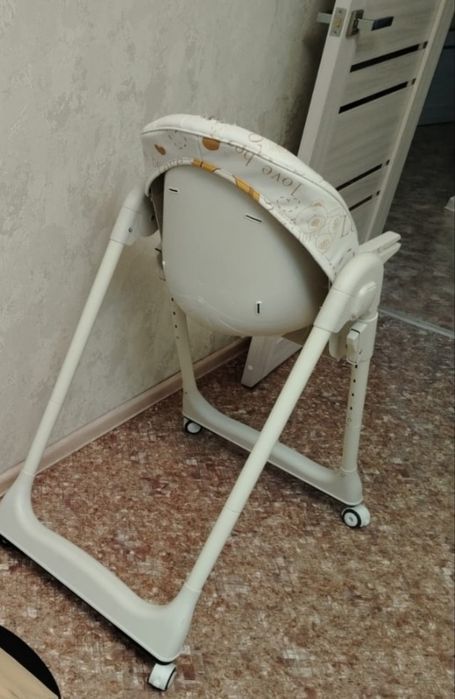 Продам детский столик