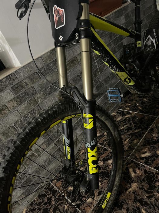 furca fox 40 factory pe arc