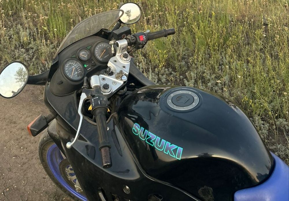 Suzuki GSX 750 куб