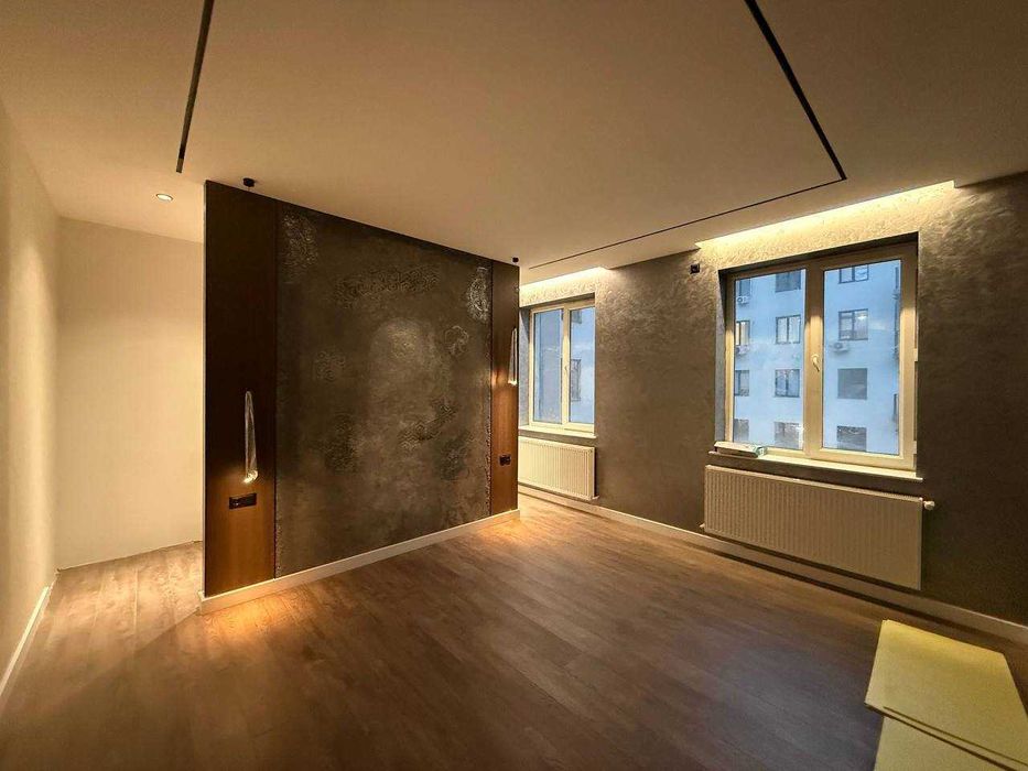 СРОЧНО !! Продаётся квартира в Яшнабаде 2/2/5 ( 57 кв/м ) Баку