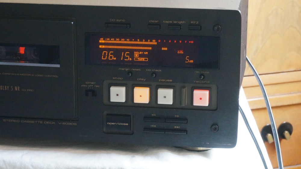 Casetofon deck TEAC V6030S