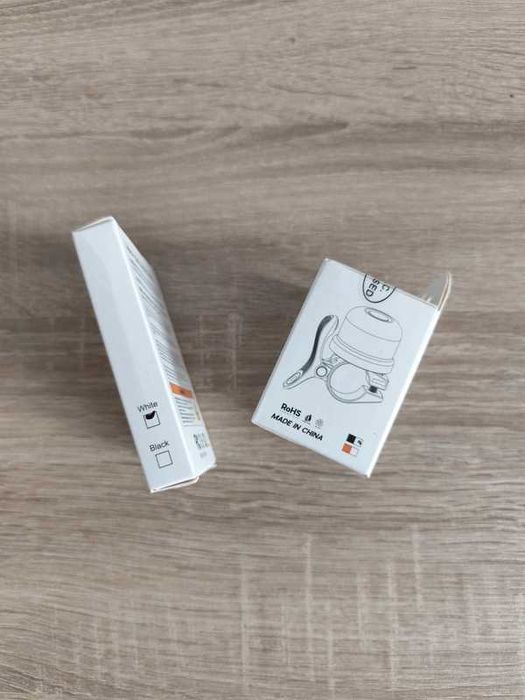 Set 5 tag-uri (AirTag) si Sonerie bicicleta pt AirTag + dispozitiv