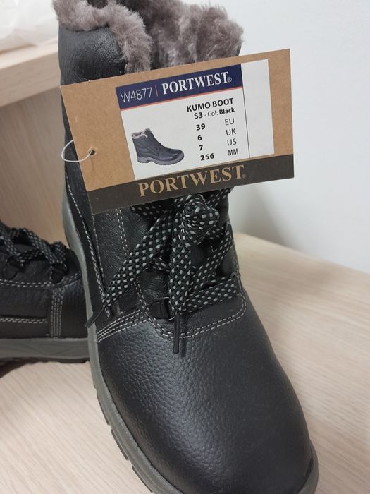 Продам зимние сапоги