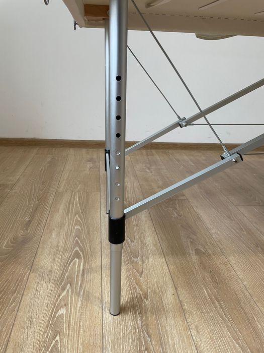 Сгъваемо професионално легло - козметична кушетка