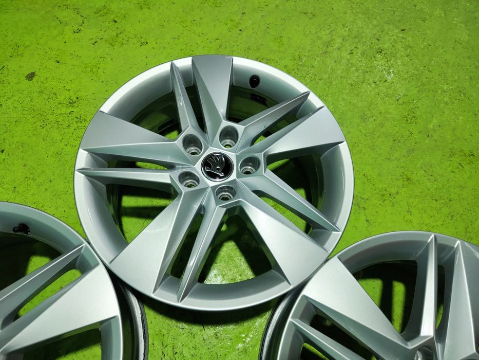 17 5x112 Skoda лети джанти 5х112 шкода