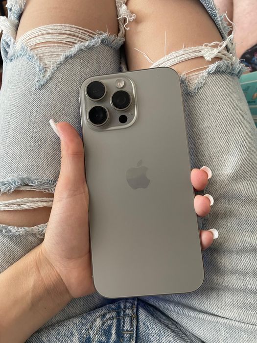 Продам iphone 16 pro max