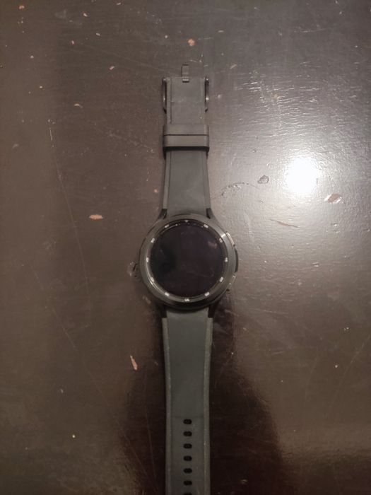 Продам часы galaxy watch 5pro
