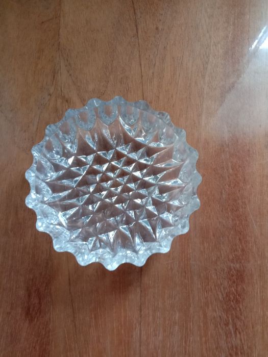 Продам хрустальные вазы по 1 500 тенге