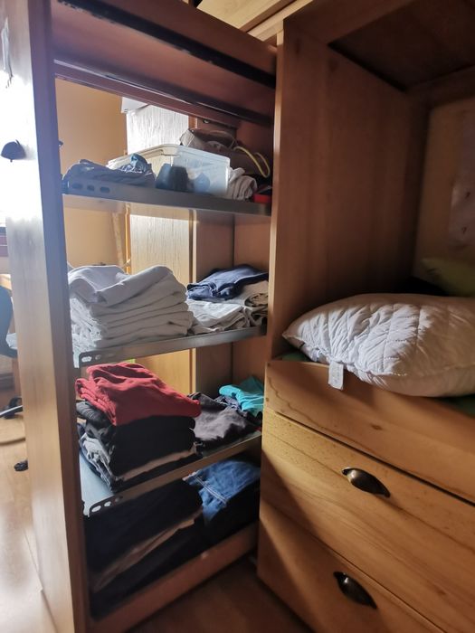 Vând pat copii suprapus lemn masiv