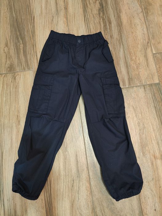 Vând pantaloni băiat casual și blugi 8-14 ani