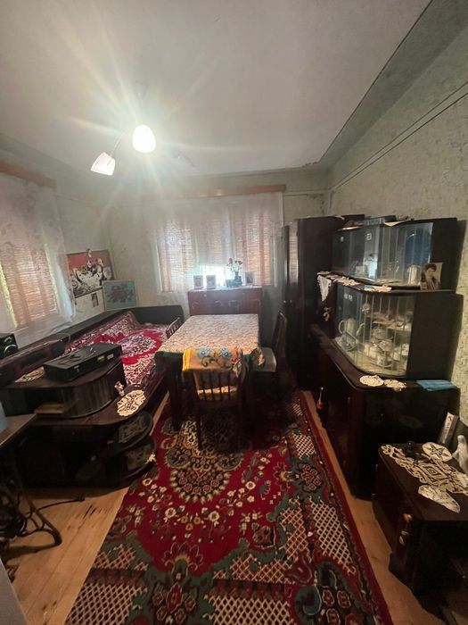 Vand Casa Batraneasca La 20 Km De Rm. Valcea(Bunesti)