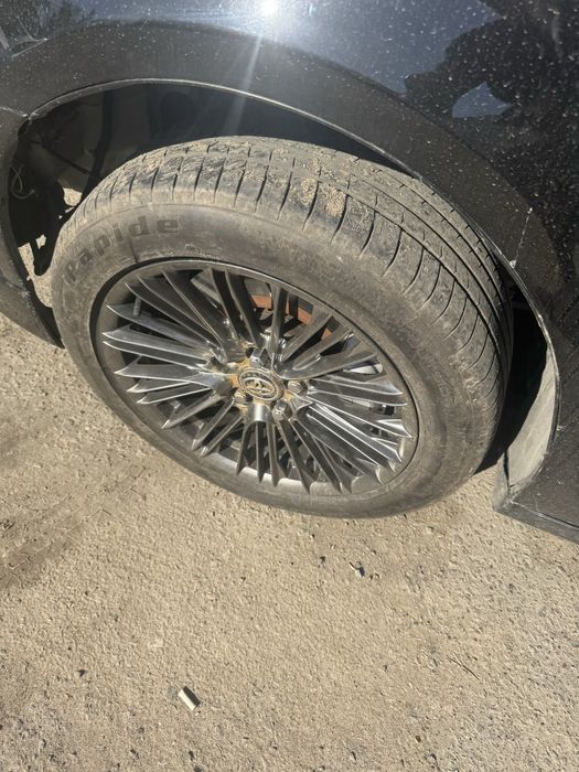 Продам диски тойота лексус