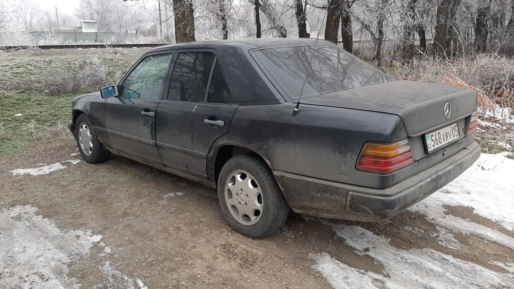 Продам Мерсесес 124
