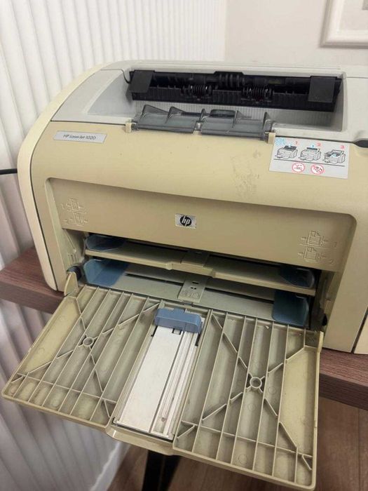 Принтер нр 1020 б/у