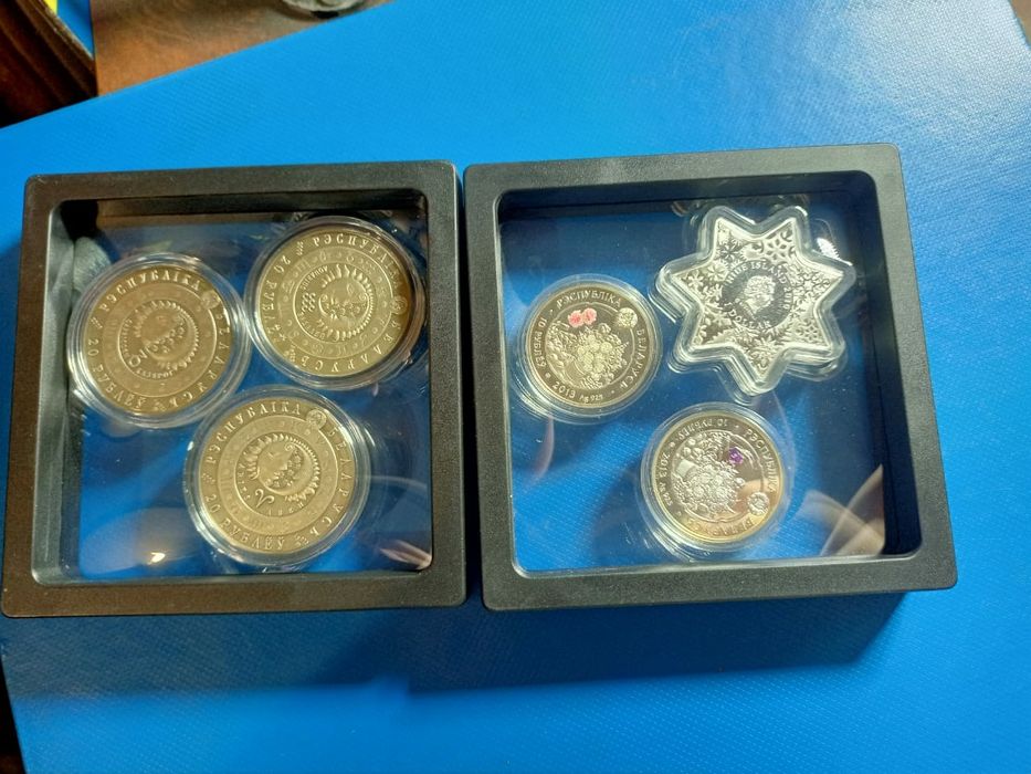 Продам монеты серебро унция