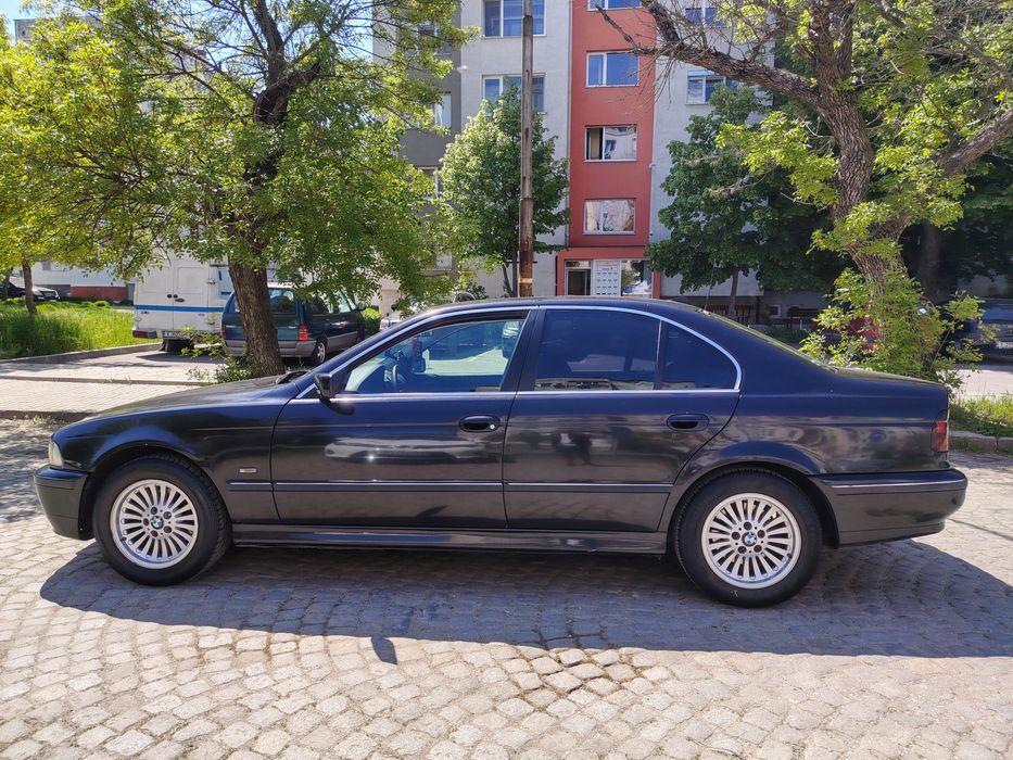 Продавам Bmw 523i газ бензин