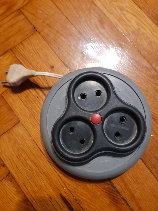 Удължител двужилен и голяма крушка 300 вата