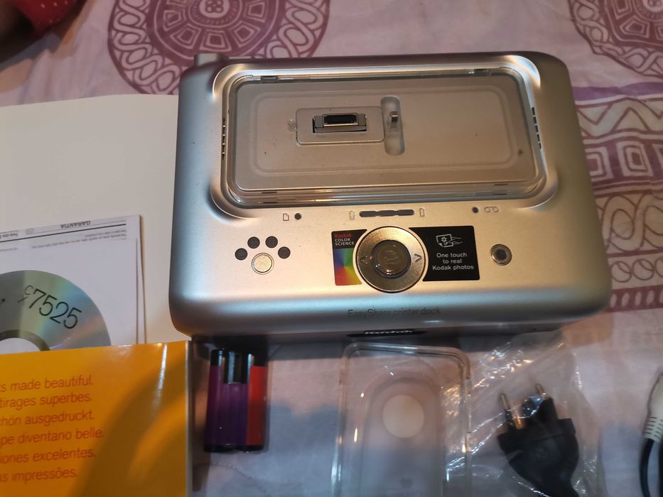 Система за моментални снимки, Англия