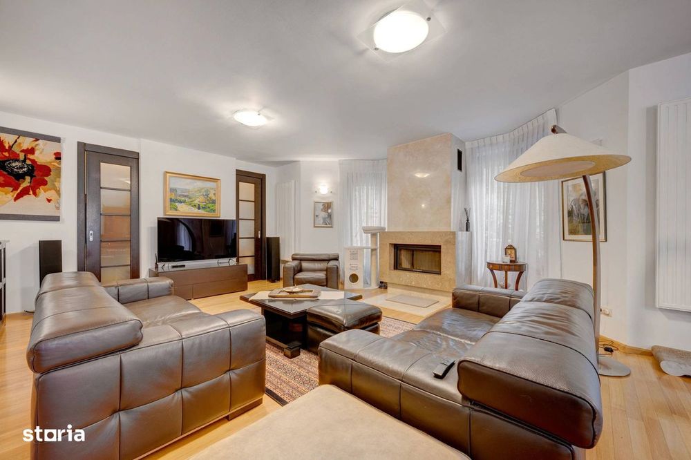 Vila de Lux ideal familie / sediu de firma in zona centrala