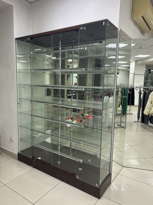 Шкаф стеклянный разборный