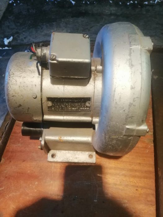 Продам злектро двигатель