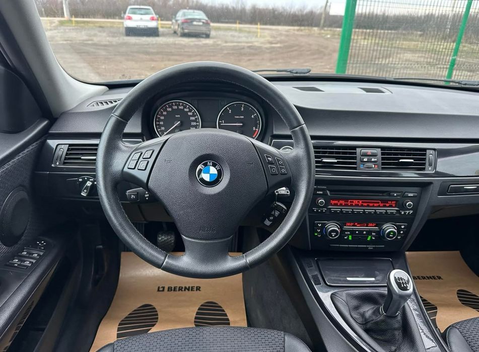 Vand BMW 318d E91 - 2012 euro5 / 143Cp