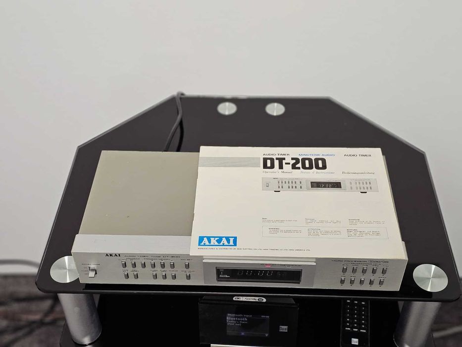 Timer Akai DT-200
