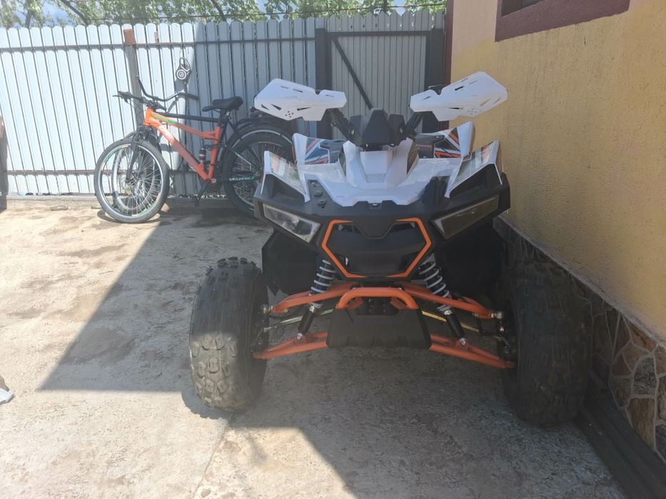Vând ATV aproape nou