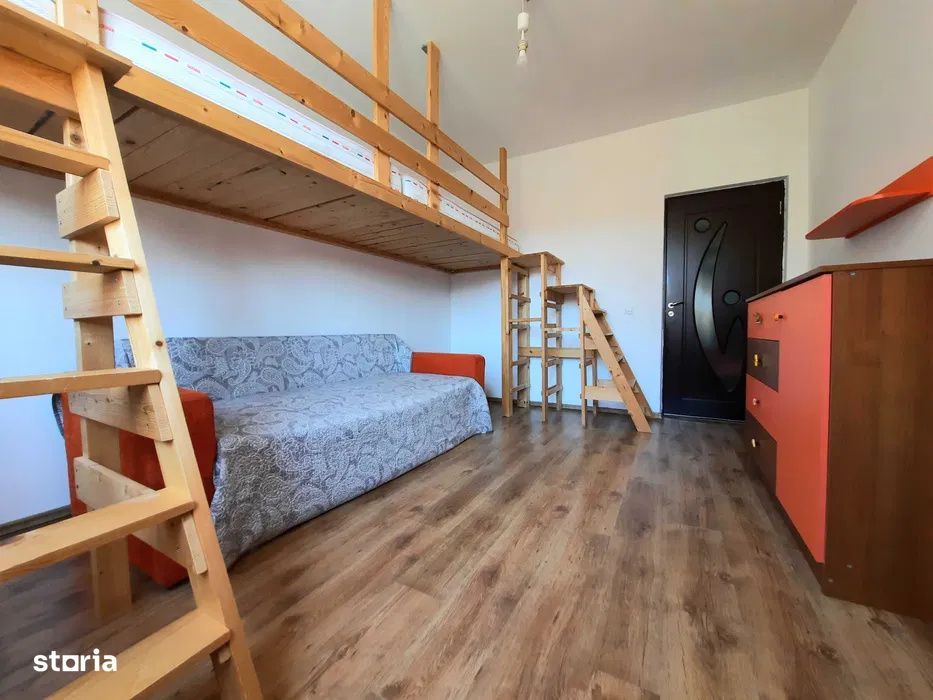 Apartament cu 3 camere, etaj intermediar, balcon, zona Eroilor — fotografia 3