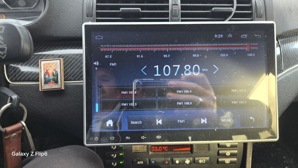 Android 10 инча един дин