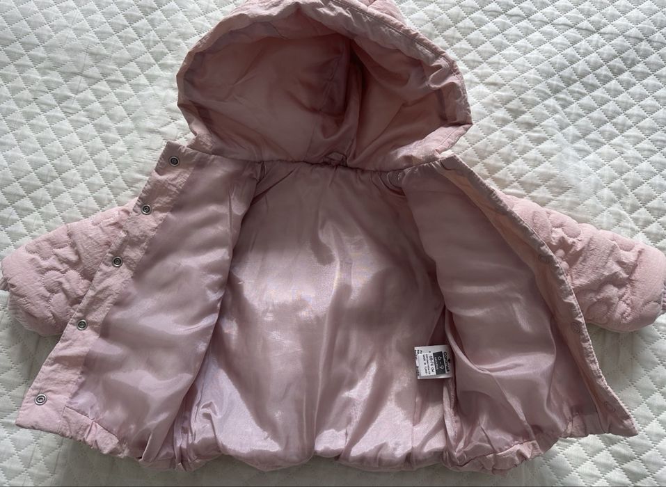 Продам куртку на весну на девочку
