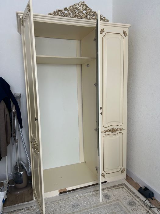 Шкаф в хорошем состоянии