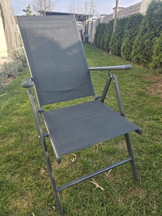 Vand set masa si 4 scaune de camping, impecabile, calitative