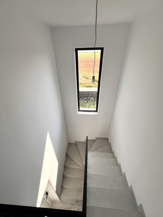 Acces asfaltat/canalizare/Miroslava/Vorovesti/TVA inclus/4camere,2bai,