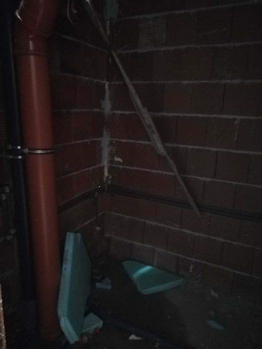 Продава се Тристаен апартамент в София, Център - 133 кв.м за 882 €/кв.м - Снимка #2