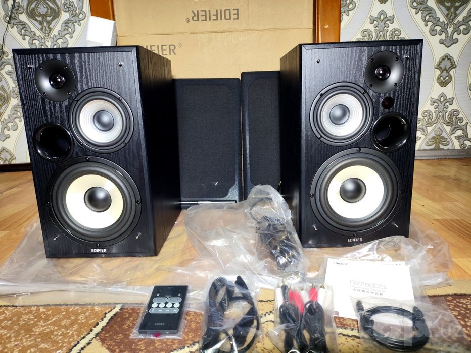 Edifier R2750DB новые, полный комплект