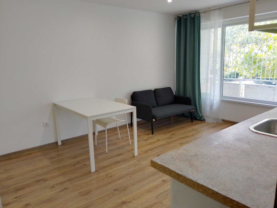 Дава се под наем Двустаен апартамент в Варна, Автогара - 60 кв.м за 398.82 € - Снимка #1