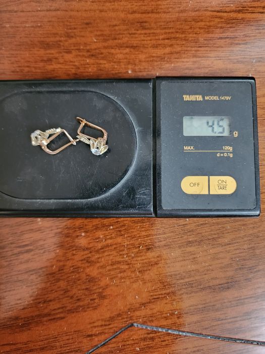 Продаётся серьги 583 проба новые 4,5 грамм