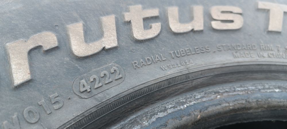 Продам Четыре баллона 265/75/16