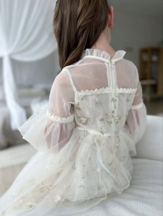 Платье для девочки 122-128 см