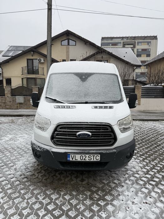 Ford Tranzit 8 locuri