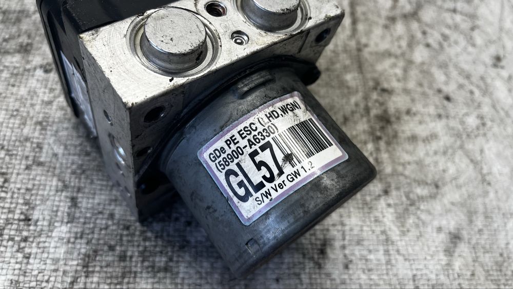 2 броя Abs помпа Hyundai i30 2 1.6