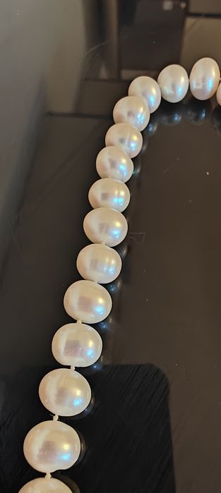 Колие с истински перли