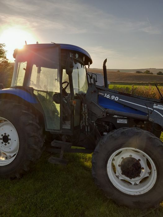 Tractor new Holland TD 95 d