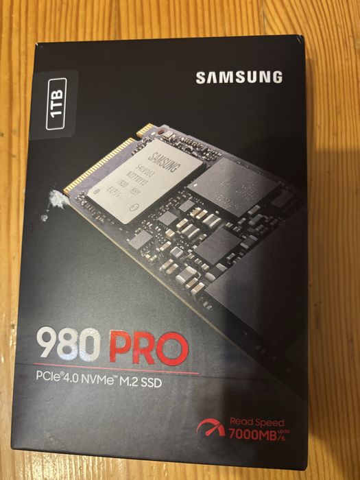 Playstation 5 2TB c Edge controller  и 2 игри и безжични слушалки