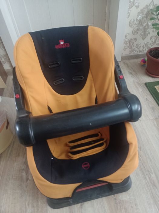 Детское автокресло