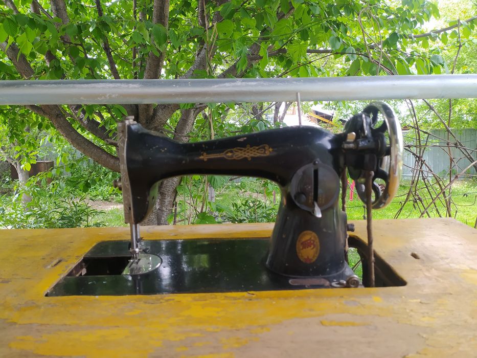 Швейная машина ПМЗ