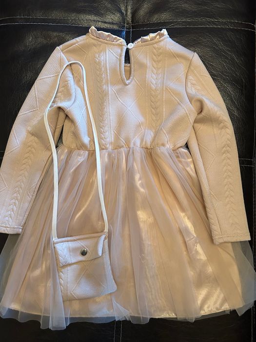 Прекрасна детска рокля